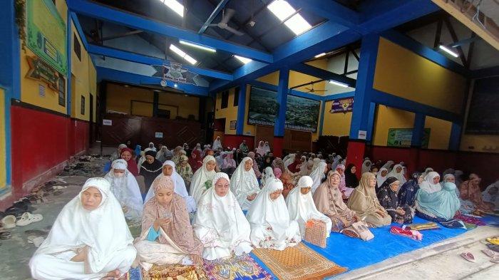 Aktivitas salat Ied di Majid Nurul Yaqin, Kelurahan Sebengkok Kota Tarakan, Kamis (26/9/2023)