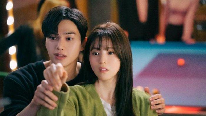 Song Kang dan Han Soo Hee di drama Korea, Nevertheless.