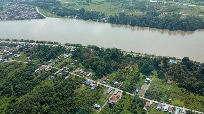 Foto udara wilayah Tanjung Selor dan Tanjung Palas yang dipisahkan oleh Sungai Kayan