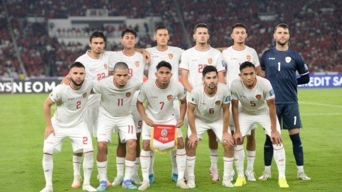 Meski kalah 1-2 dari China, peluang Timnas Indonesia masih terbuka untuk lolos Kualifikasi Piala Dunia 2026 Zona Asia. 