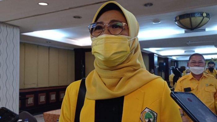 Wakil Ketua Umum DPP Partai Golkar usai Musda II DPD Tingkat 1 Golkar Kaltara di Swiss Belhotel Tarakan, Selasa (2/3/2021). Terlihat di laman pemilu2024.kpu.go.id, perolehan suara Hetifah Sjaifudian caleg Partai Golkar itu juga ungguli mantan Gubernur Kaltim, hingga eks Kapolda Kaltim. 