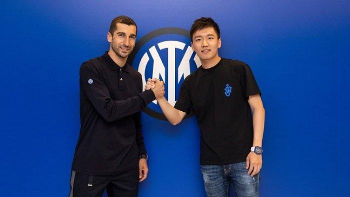 Potret Mkhitaryan dan Presiden Nerazzuri Steven Zhang. Eks gelandang AS Roma Terima gaji besar dari Inter Milan.