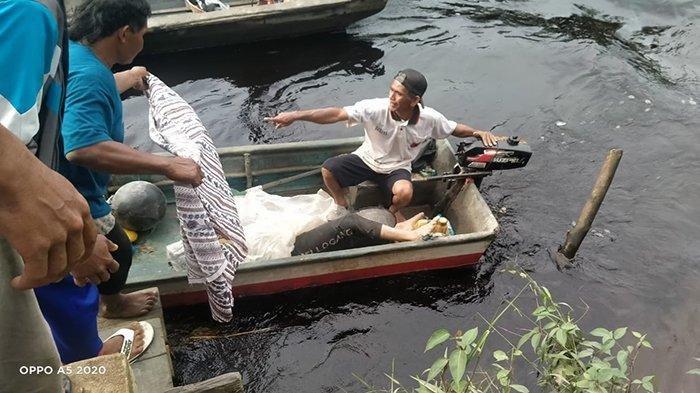 Diduga diterkam buaya, Remaja Mempawah Kalbar ditemukan tewas mengapung di Perairan Muara Jongkat.