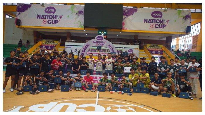 Prestasi luar biasa berhasil diraih tim futsal SMK Medika Samarinda setelah memenangkan regional final AXIS Nation Cup 2024 di wilayah Kalimantan.