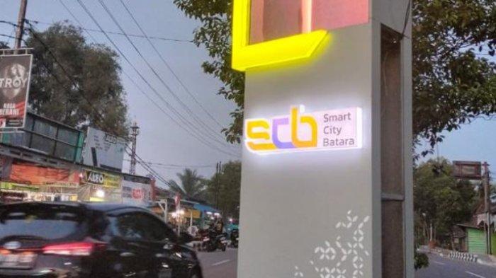 Kabupaten Barito Utara, khususnya Kota Muara Teweh mulai berbenah sejak dicanangkannya program Smart City atau Kota Cerdas oleh Pemerintah Pusat.