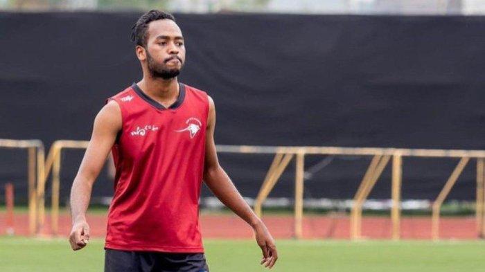 Striker berdarah campuran Indonesia dan Mali, Usman Diarra kabarnya dipinjamkan PSIS Semarang ke Bhayangkara FC.