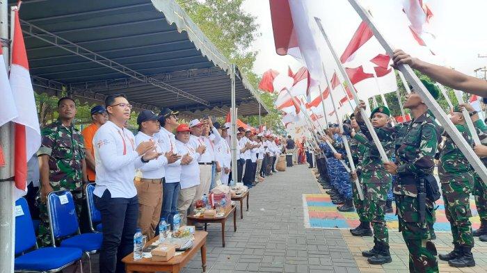 Kegiatan Festival Merah Putih dan Parade Kebangsaan guna menyukseskan Gerakan Pembagian 10 Juta Bendera Merah Putih, di wilayah Kabupaten Kotawaringin Barat.