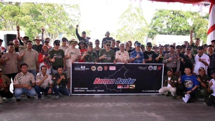 Foto bersama Pj Bupati Kobar dan Forkopimda bersama offroader.