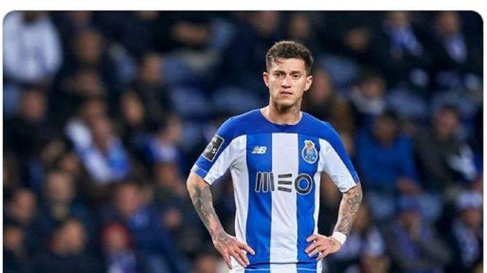 Pemain Porto Otavio yang dirayu Cristiano Ronaldo untuk gabung Al Nassr.