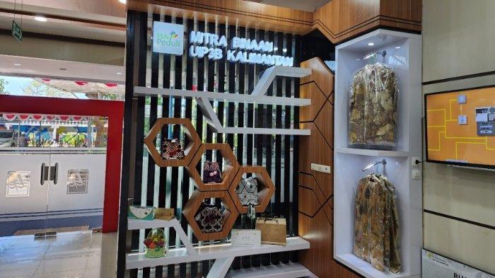 PLN UIP3B Kalimantan memamerkan produk dari KRAB.
