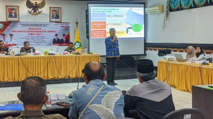 Badan Kesbangpol Kotim Gelar Sosialisasi, Optimalisasi Peran Ormas Dalam Pengawasan Pemilu dan Pilkada 2024.