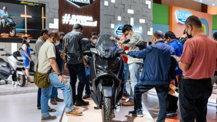 Yamaha Xmax Connected di ajang IMOS 2025