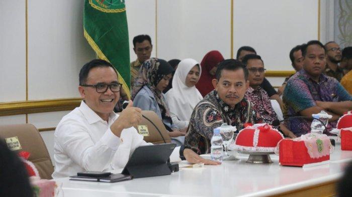 Menpan RB, Abdullah Azwar Anas. Info CPNS 2023 dan PPPK terbaru! inilah link pendaftaran CPNS 2023 di portal SSCASN BKN dan 9 strategi agar mudah lolos tes PPPK dan CPNS 2023, syarat CPNS 2023.