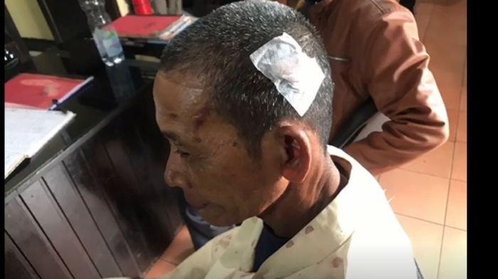 Kakek Fahmi, marbot masjid terluka karena diserang pencuri yang hendak mencuri kotak amal.