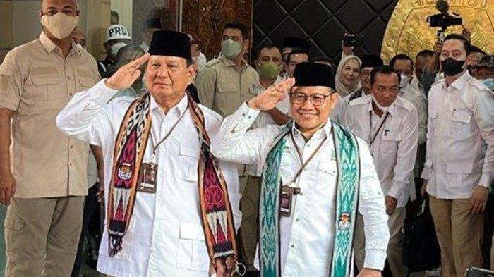 Ketua Umum Gerindra Prabowo Subianto dan Ketua Umum PKB Muhaimin Iskandar di Kantor KPU RI, Jakarta Pusat, Senin (8/8/2022).


Artikel ini telah tayang di Tribunnews.com dengan judul Arti Penting PKB dan Peluang Cak Imin Jadi Cawapres Prabowo di Pilpres 2024, Ini Prediksi Pengamat, https://www.tribunnews.com/mata-lokal-memilih/2023/07/09/arti-penting-pkb-dan-peluang-cak-imin-jadi-cawapres-prabowo-di-pilpres-2024-ini-prediksi-pengamat?page=all.
Penulis: Chaerul Umam
Editor: Adi Suhendi