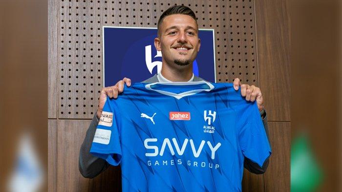 Al Hilal secara resmi membeli Sergej Milinkovic-Savic dari Lazio dalam kesepakatan senilai 40 juta euro.
