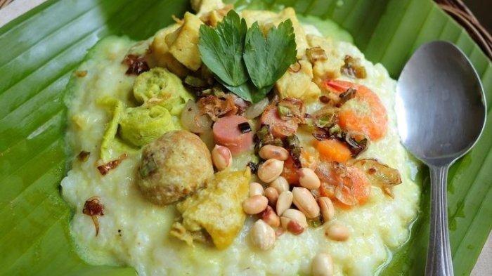 Bubur suro khas Jawa Tengah yang biasa disajikan untuk perayaan Tahun Baru Islam.