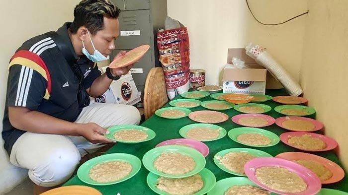 Bubur suro bila ditelusuri dalam sejumlah kitab klasik memiliki kemiripan dengan yang pernah dilakukan Nabi Nuh dan kaumnya.