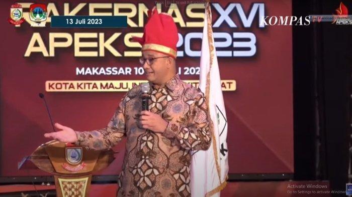 Anies Baswedan dalam acara Rakernas XVI Asosiasi Pemerintah Kota Seluruh Indonesia, di Makassar, Kamis (13/7/2023).