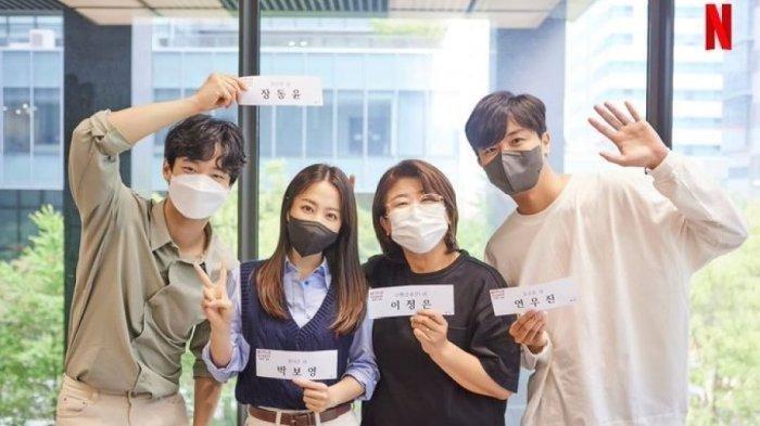 Pemeran drama Korea Daily Dose of Sunshine.
