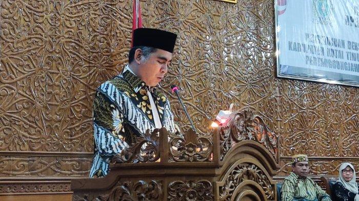 Rapat Paripurna DPRD Kutim ke-20 tentang persetujuan bersama antara Bupati Kutai Timur dengan DPRD Kutim terhadap rancangan pembentukan peraturan daerah tentang pertanggungjawaban pelaksanaan APBD tahun anggaran 2022.