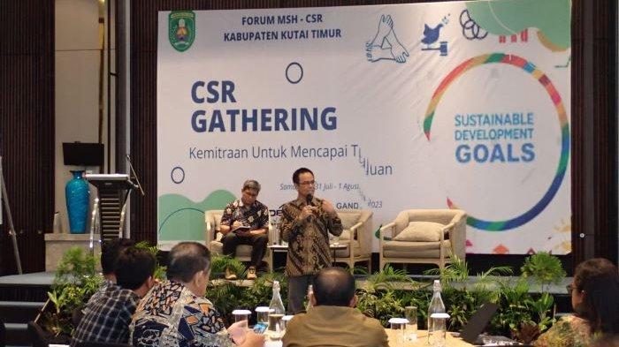 Manajer CST PT Indexim Coalindo mempresentasikan Program Abang Gemas