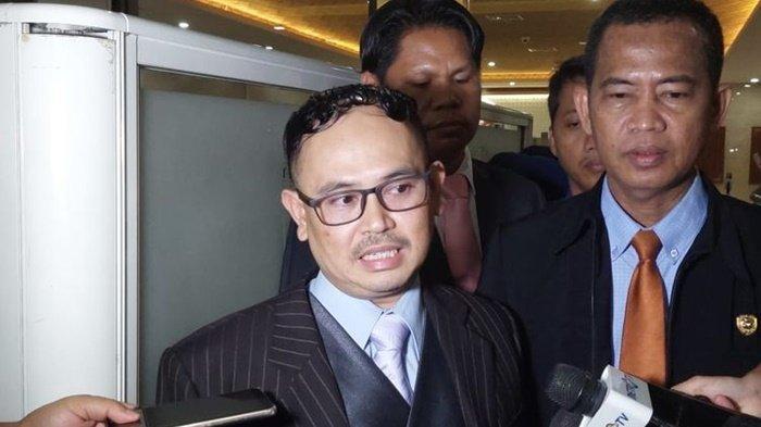 Kuasa hukum Pimpinan Pondok Pesantren Al Zaytun Panji Gumilang, Hendra Effendi di Bareskrim, Mabes Polri, Jakarta, Rabu (2/8/2023).