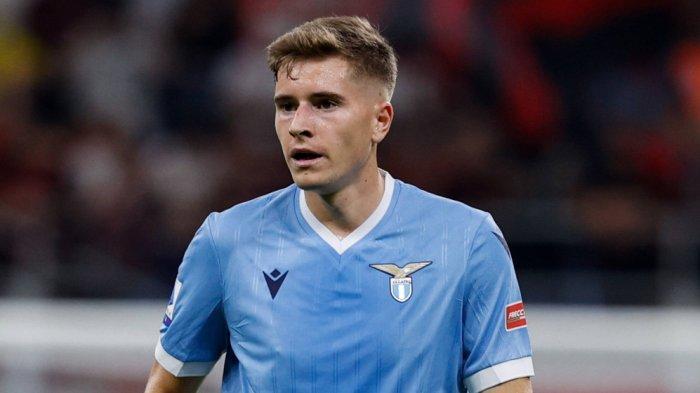 Toma Basic, pemain Lazio