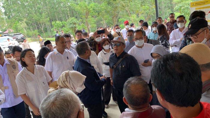 Anggota DPR RI dari Komisi II melakukan tinjauan ke Ibu Kota Negara Indonesia atau IKN Nusantara, Selasa (22/8/2023).