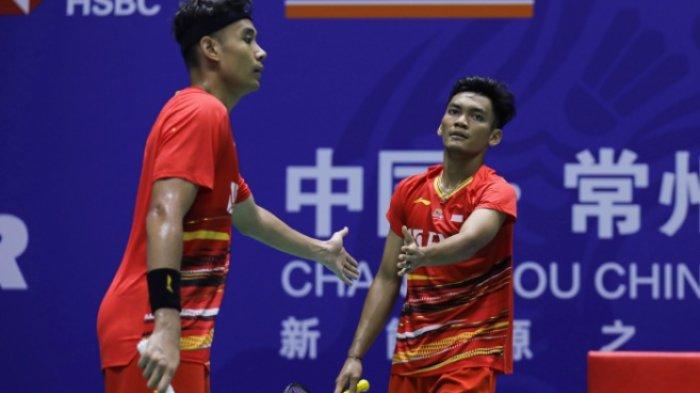 Muhammad Shohibul Fikri/Bagas Maulana. Berikut lengkap hasil badminton China Open 2023 hari ini. Menangi perang saudara, Fikri/Bagas menyusul ke perempat final