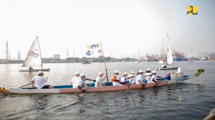 Para peserta Nusantara Sail kini dalam perjalanan pelayaran mereka menuju IKN Nusantara.
