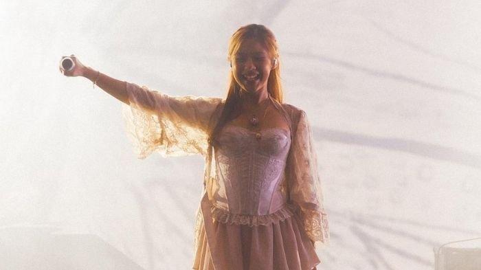 Lirik Lagu Viral Berpayung Tuhan - Nadin Amizah dan Maknanya, Lagu