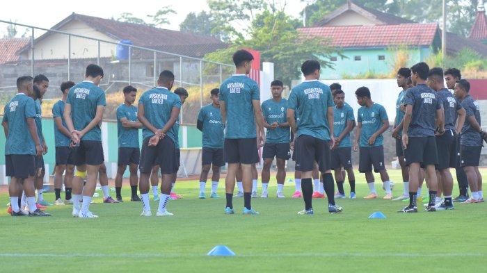 Persiapan klub Liga 2, Nusantara United jelang laga kontra Persikab Bandung di Boyolali, Jumat (3/11/2023). Laga ini akan berlangsung pada Sabtu 4 November 2023. 