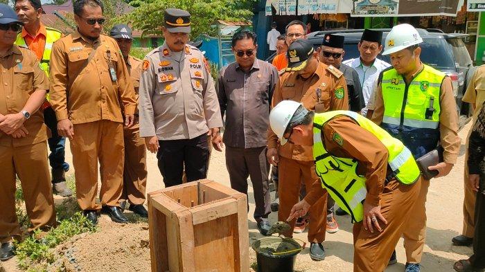 Jalan Simpang 4 Kaliorang - Simpang 3 Bangun Jaya di Kutim Mulai