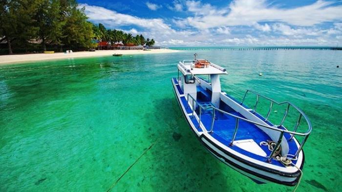 Ilustrasi lokasi wisata Pulau Derawan Berau. Lokasi Derawan menjadi saksi bisu proses deklarasi pemekaran wilayah, terbentuknya provinsi baru, Kalimantan Utara.
