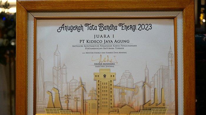 Kideco menjadi Juara I dalam Anugerah Tata Bandha Energi 2023.