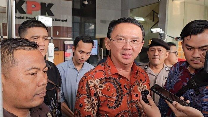 Komisaris Utama PT Pertamina (Persero) Basuki Thahaja Purnama atau Ahok rampung diperiksa penyidik KPK selama 6,5 jam sebagai saksi kasus dugaan korupsi di Pertamina, Gedung KPK, Jakarta, Selasa (7/11/2023).