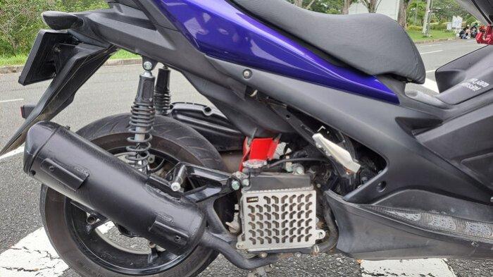 Modifikasi dengan menambahkan Penutup Radiator biar kinclong
