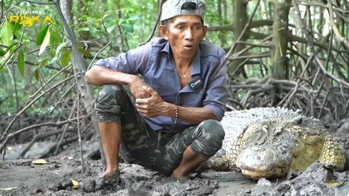 Buaya Riska semakin jauh dari Ambo, setelah pihak BKSDA Kaltim memindahkan hewan tersebut ke Lembaga Konservasi Gunung Bayan Lestari (SGBL) di Tabang, Kutai Kartanegara, Selasa lalu.