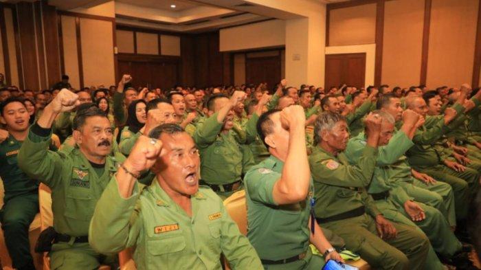 Sebanyak 234.598 anggota Satlinmas disiapkan untuk bertugas mengamankan TPS pada perhelatan pemilu 2024.