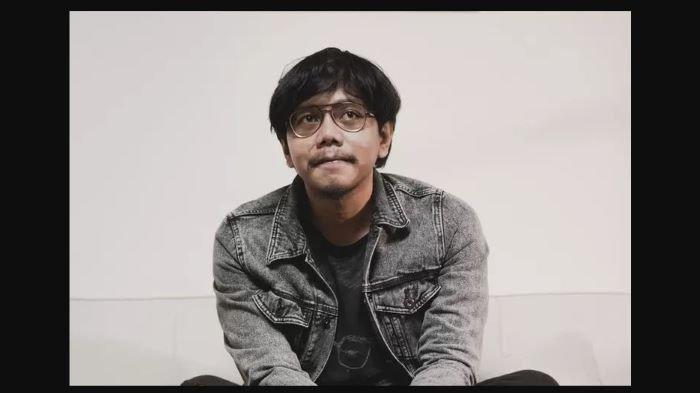 Terjawab sudah Ferry Irwandi siapa sebenarnya, inilah profil dan biodata YouTuber yang adu argumen dengan Chef Arnold terkait MasterChef Indonesia (MCI).