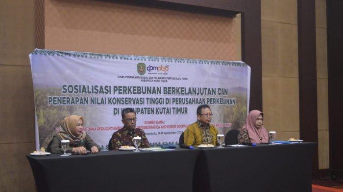 Kegiatan realisasi dana FCPF-CF di DMPTSP Kutim dengan menggelar sosialisasi kepada para perusahaan perkebunan. Kepala DPMPTSP Kutim, Teguh Budi Santoso bahwa DPMPTSP Kutim menerima dana insentif karbon sebesar Rp 300 juta, Selasa (12/12/2023).