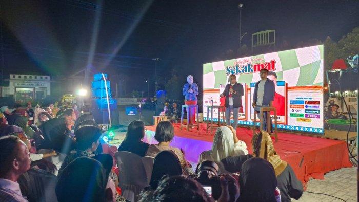 KAMPANYE PILEG KUKAR - Calon Anggota Legislatif (Caleg) dari Daerah Pilih (Dapil) 4 DPRD Kabupaten Kutai Kartanegara membawa metode kampanye anti mainstream yang menarik banyak perhatian masyarakat khsususnya kawula muda, bertajuk 'Sekakmat', Selasa (23/1/2024).