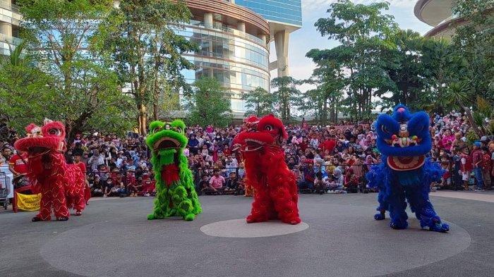 Pertunjukan Barongsai Tahun 2023 di Plaza Balikpapan