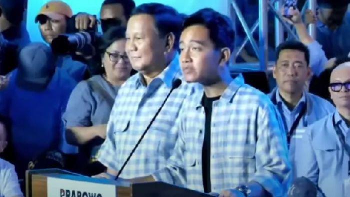 Potret Gibran Rakabuming saat pidato di Istora usai quick count Pilpres 2024 Prabowo-Gibran unggul. Dalam pidatonya, pendamping Prabowo Subianto di Pilpres itu ingin segera bertemu dengan paslon nomor urut 01 dan 03.