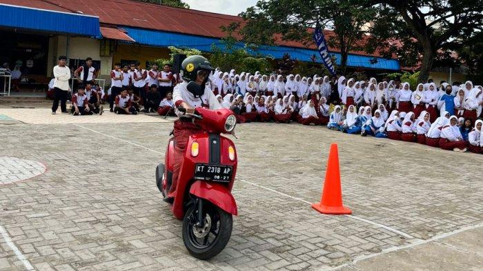 Safety Riding tetap diterapkan dalam acara FYP kali ini di SMAN 4 Samarinda demi mewujudkan keselamatan berkendara di jalan raya