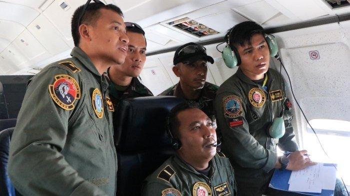Proses pencarian menggunakan Pesawat Boeing 737 milik TNI AU