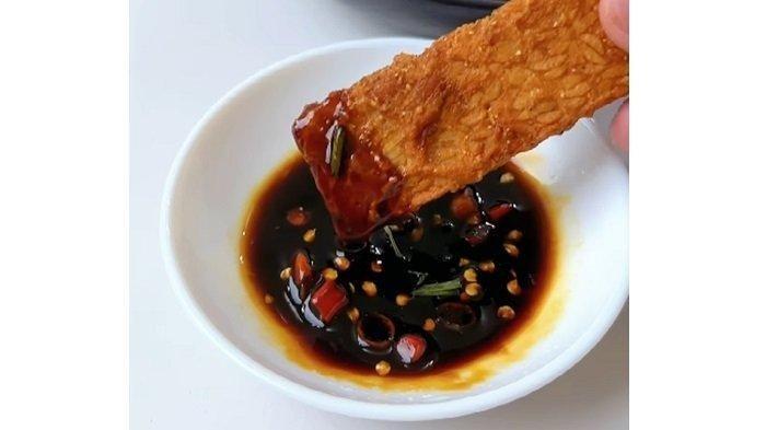 Meski terlihat simple, namun resep tempe goreng bawang putih bakal bikin seisi rumah tak sabar buka puasa.