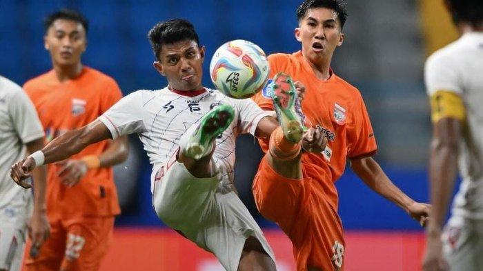 Hasil Liga 1 Borneo FC vs Arema FC di Stadion Batakan, Kota Balikpapan, Kalimantan Timur skor 1-2 pada Minggu 21 April 2024 malam.
