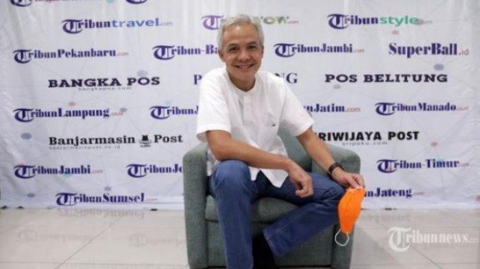 Ganjar Pranowo berpose usai wawancara khusus dengan Tribun Network di kantor Tribun Network, Jakarta Pusat, Rabu (12/8/2020).